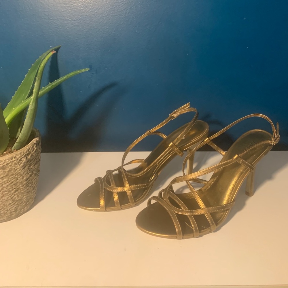 Strappy Gold Pumps by Fioni